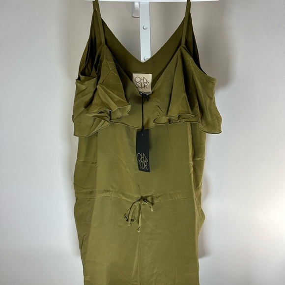 Chaser Woman’s Medium Green Romper Spaghetti Straps Off Shoulder Ruffled Sleeve - Picture 10 of 10